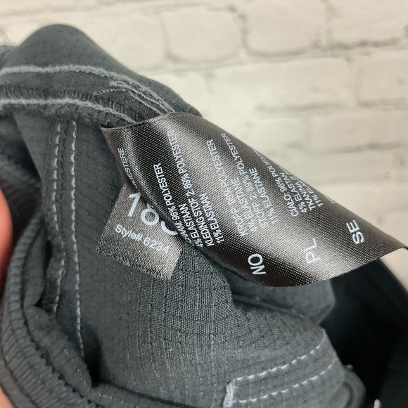 Kuhl Strattus Hiking Ripstop Pant in Carbon Size 0 Regular - Picture 4 of 6